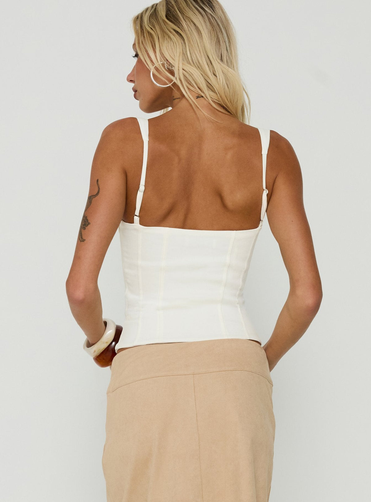 #NOVERA - Top Floreva Blanco Corsé -