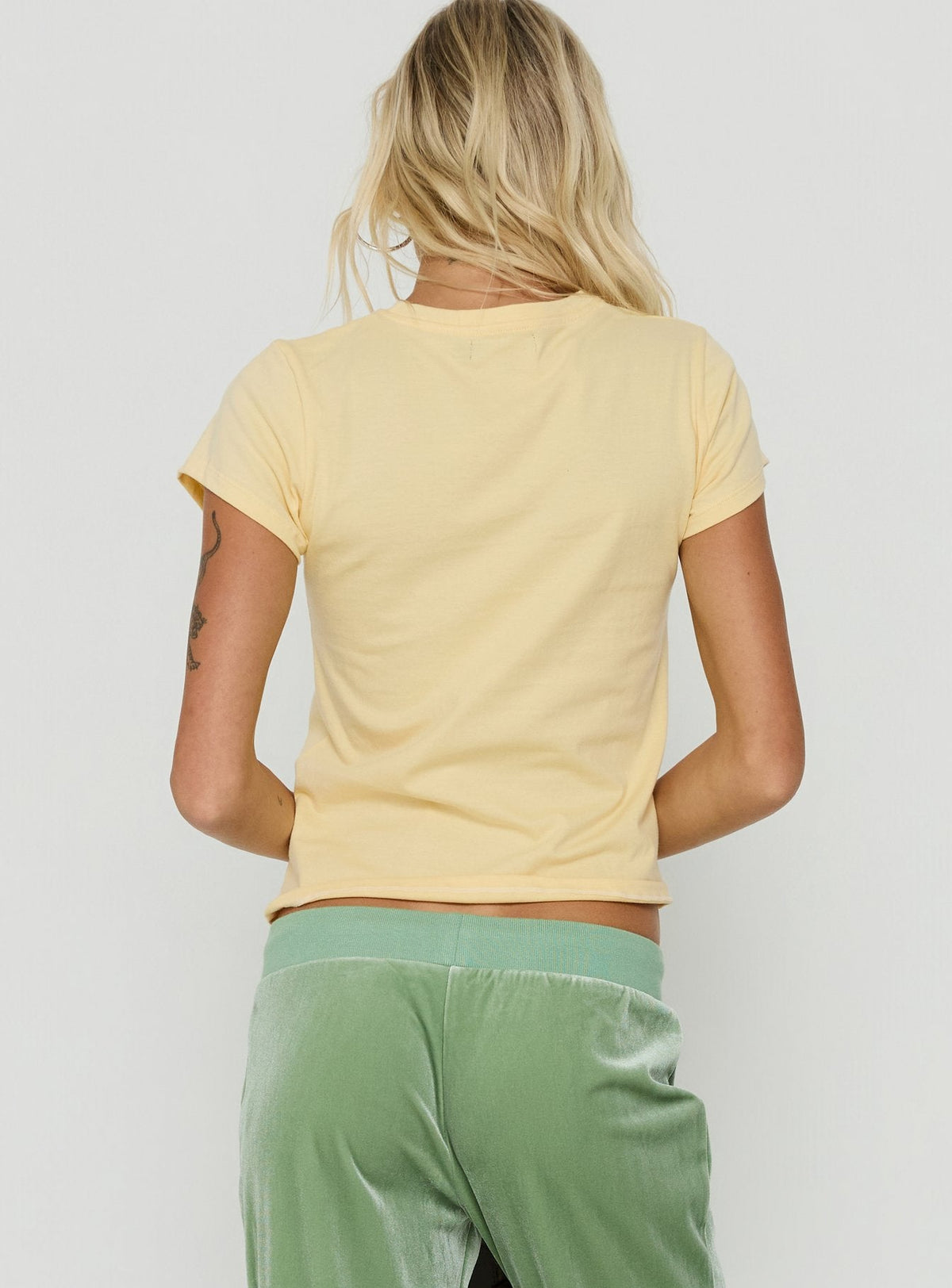 #NOVERA - Top Clio Amarillo -
