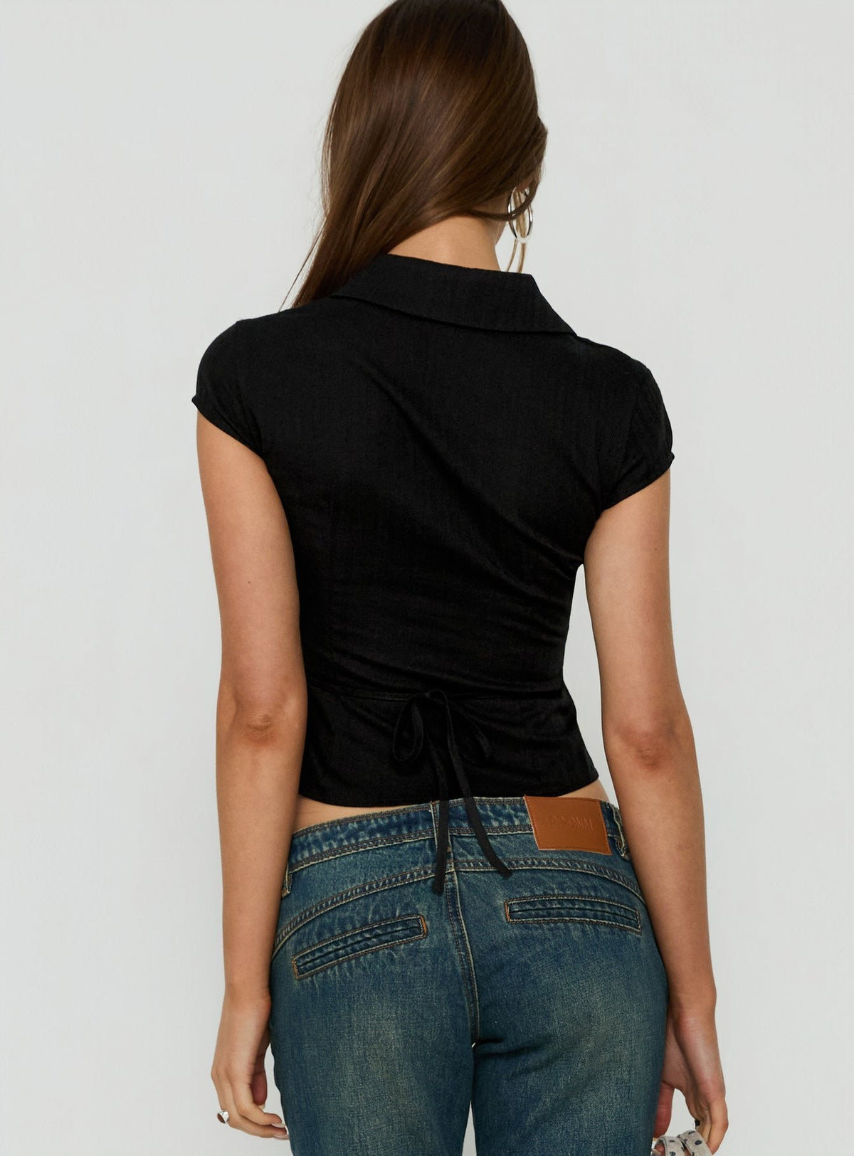 #NOVERA - Top Oceanna Negro Fruncido de Manga Corta -