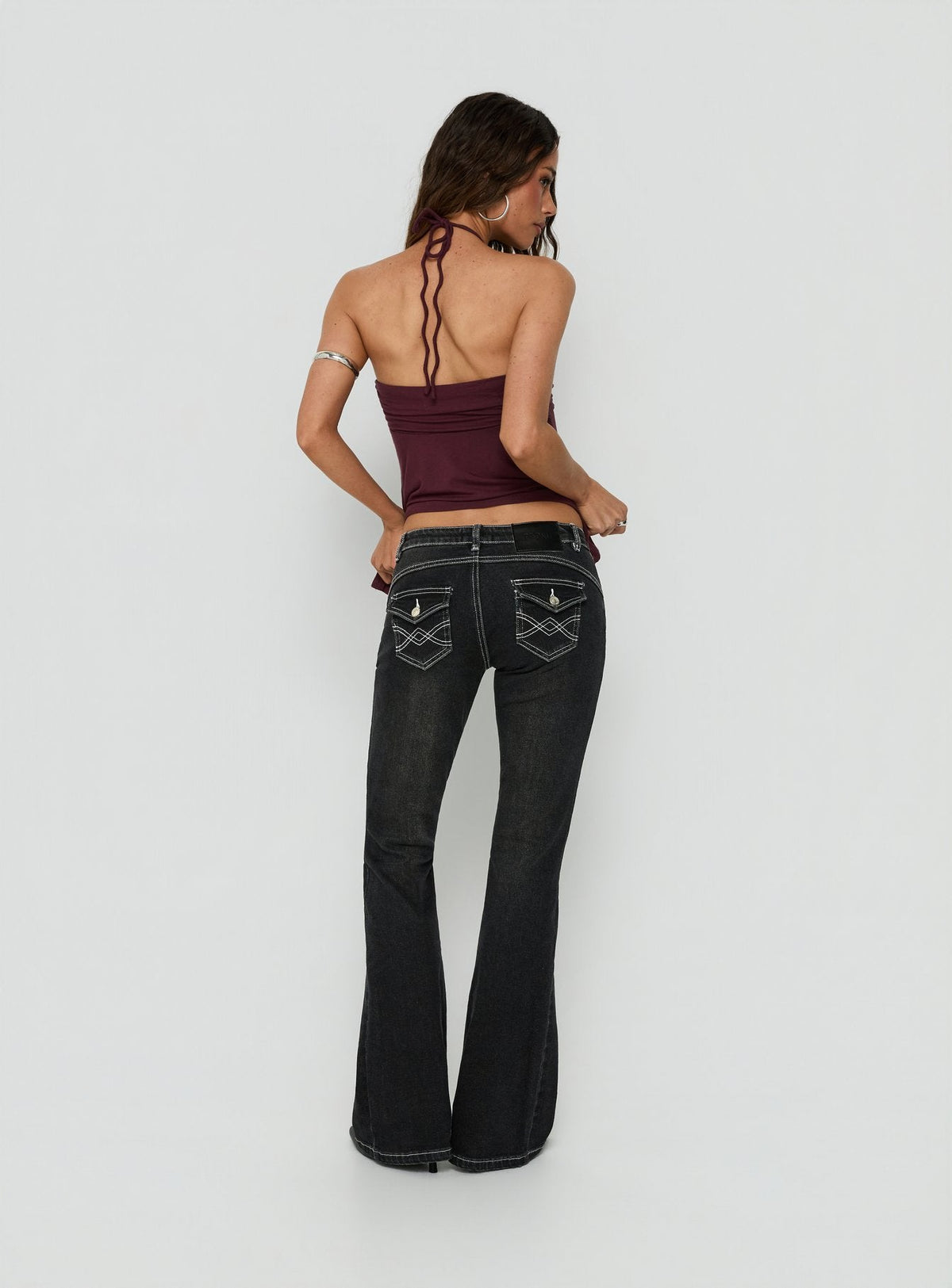 #NOVERA - Vaqueros Clynee Negros Vintage de Tiro Bajo Bootcut -