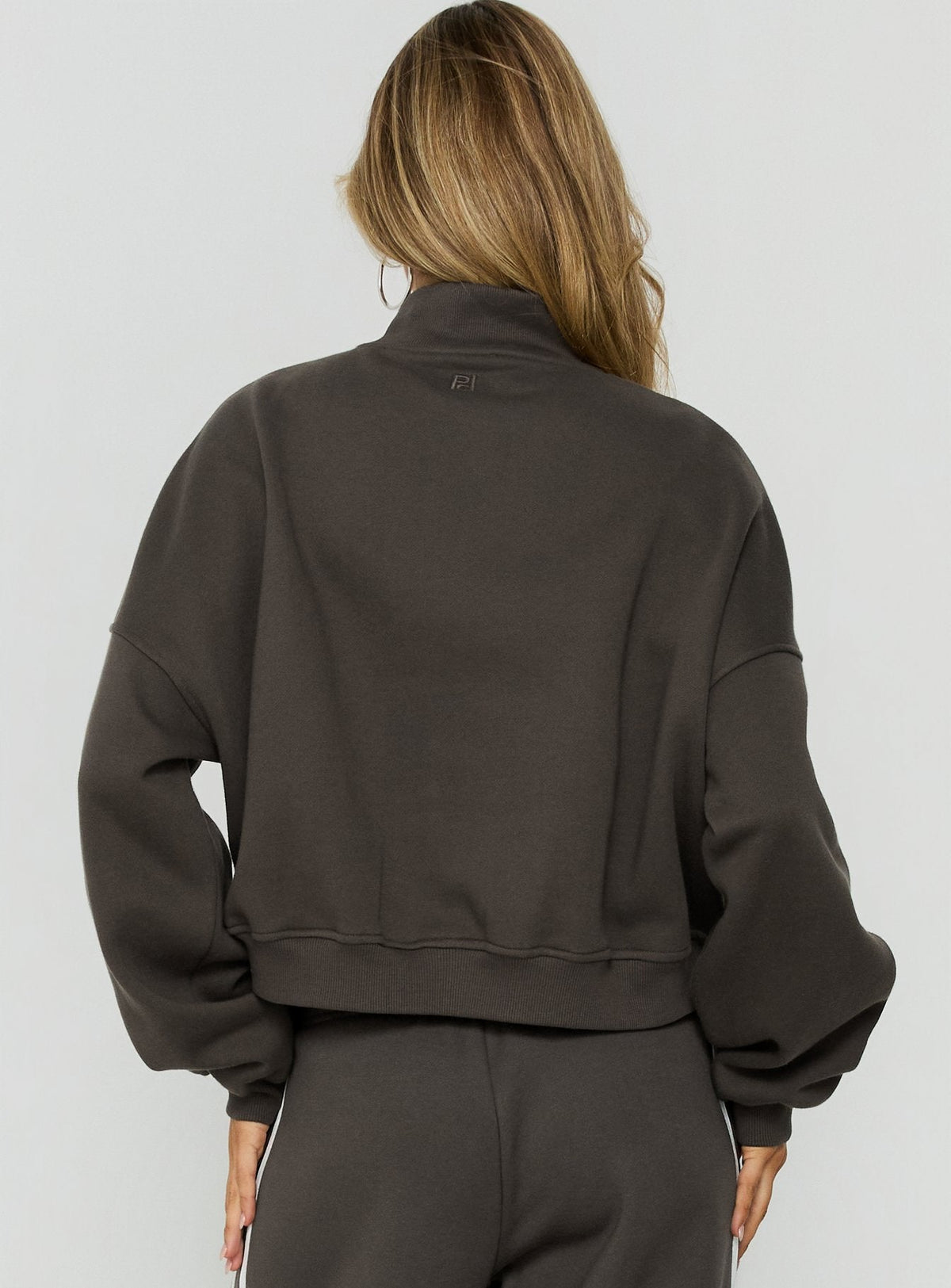 #NOVERA - Jersey Anyya Gris Hierro de Cuello Alto de Cuello Redondo -