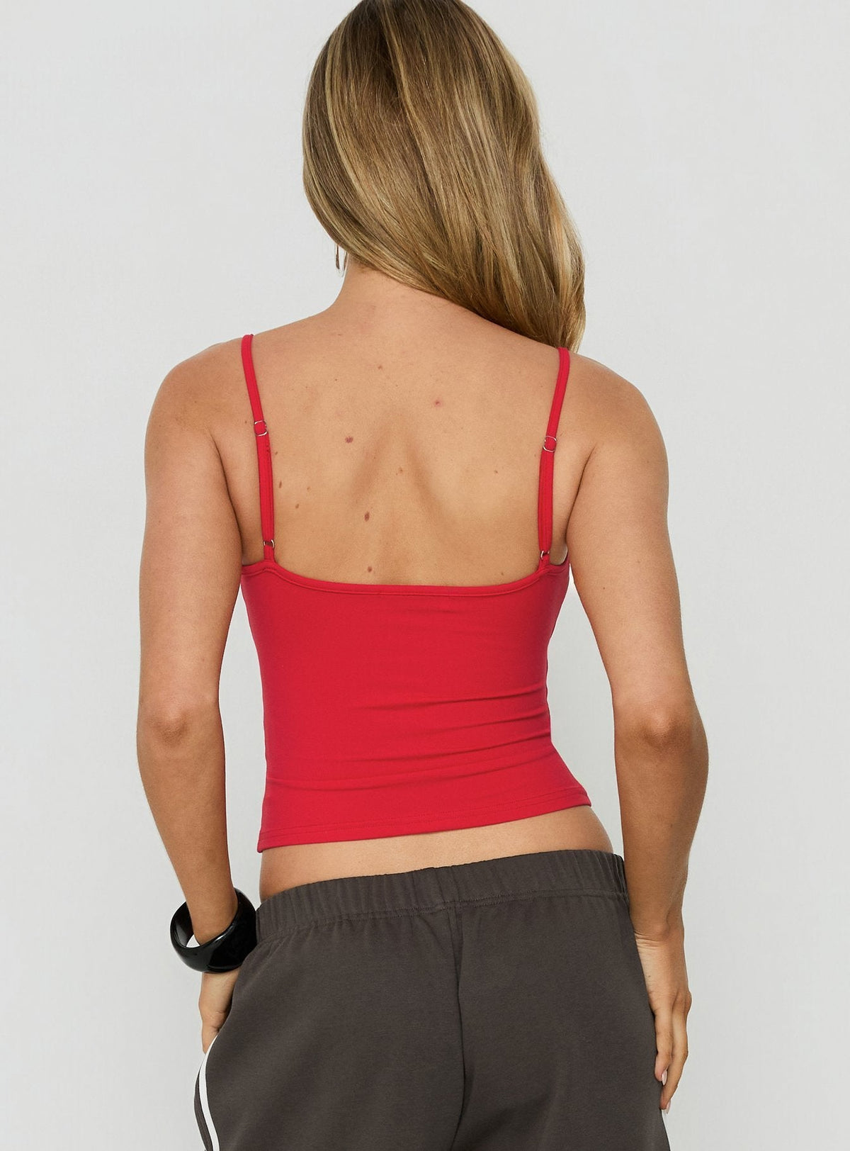 #NOVERA - Camiseta de Tirantes Define Roja de Tirante Fino -