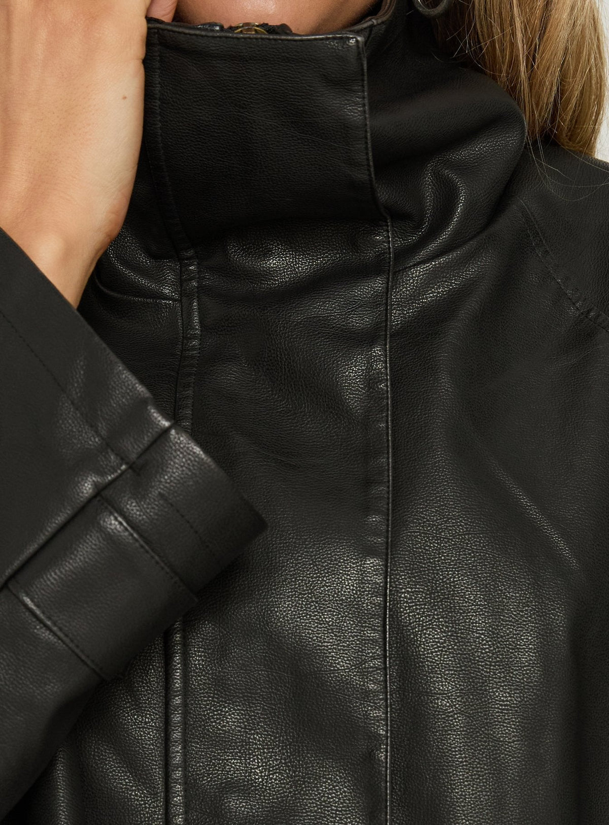#NOVERA - Chaqueta Irene Negra -