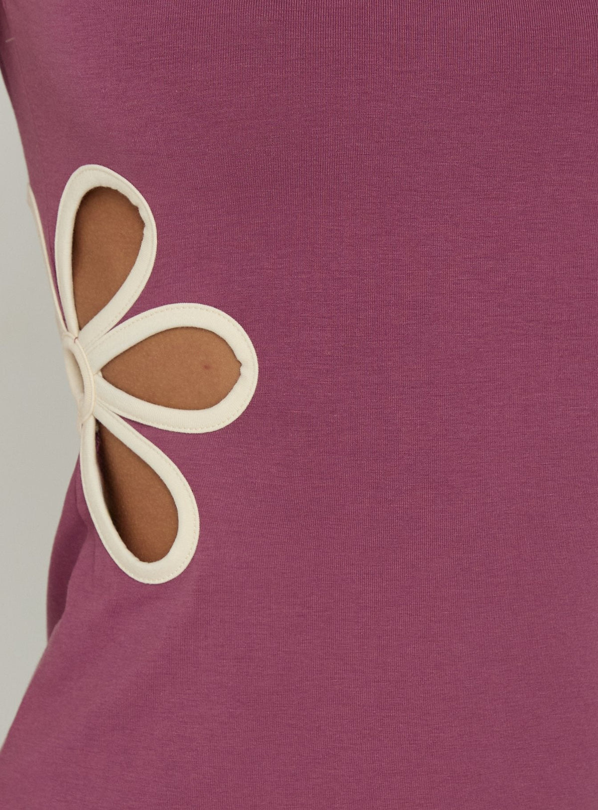 #NOVERA - Vestido Mini Vega Ciruela y Crema -