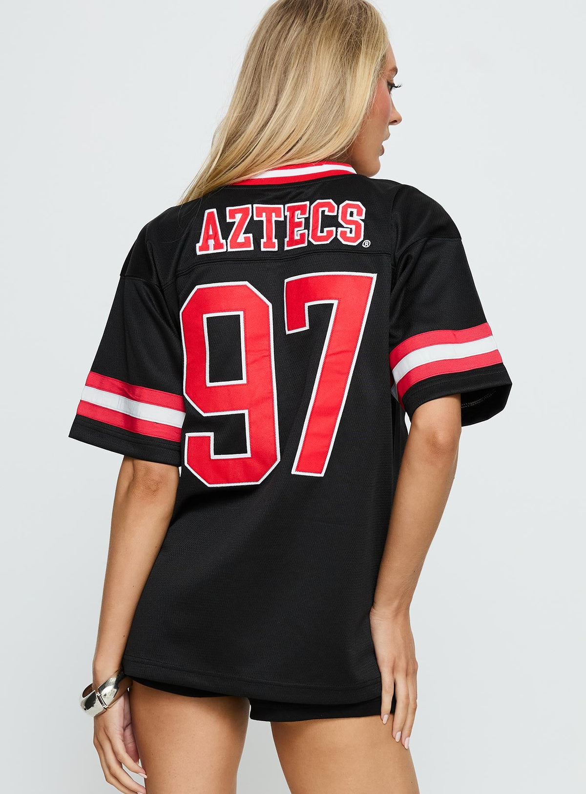 #NOVERA - Camiseta Deportiva Negra con Botones -