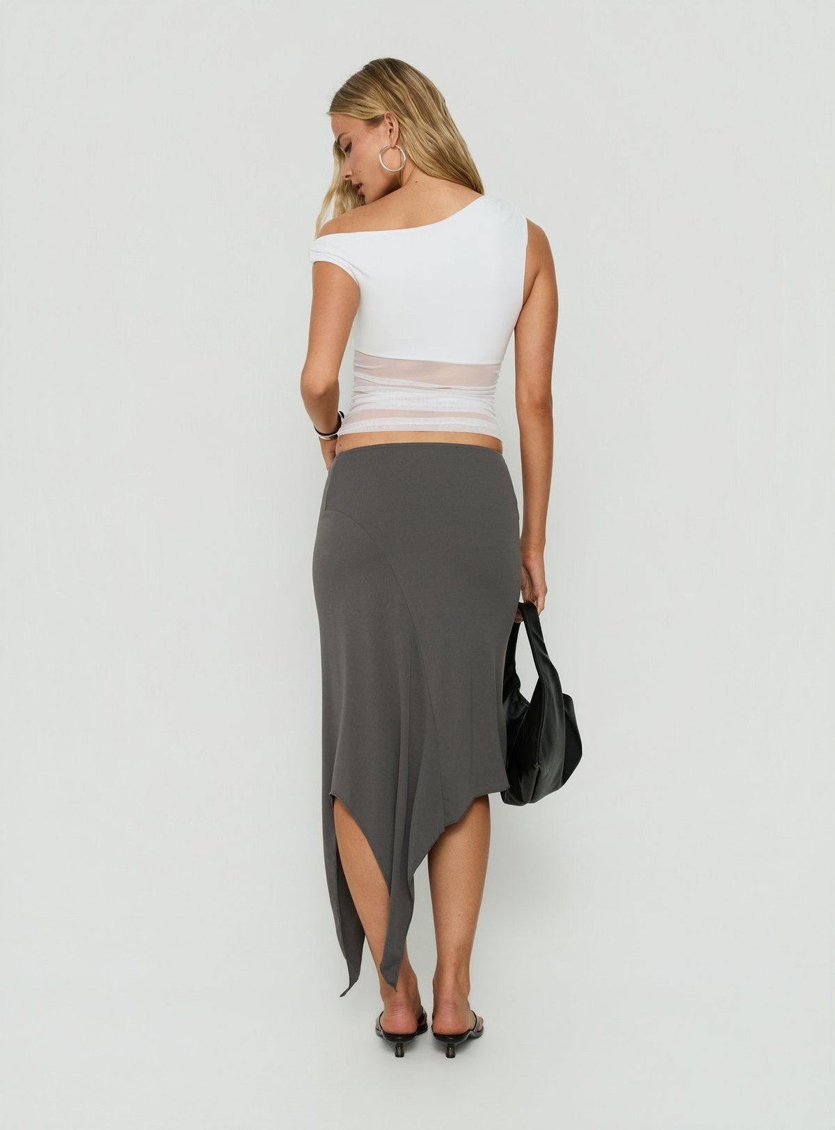 #NOVERA - Falda Midi Aviza Gris Asimétrica -