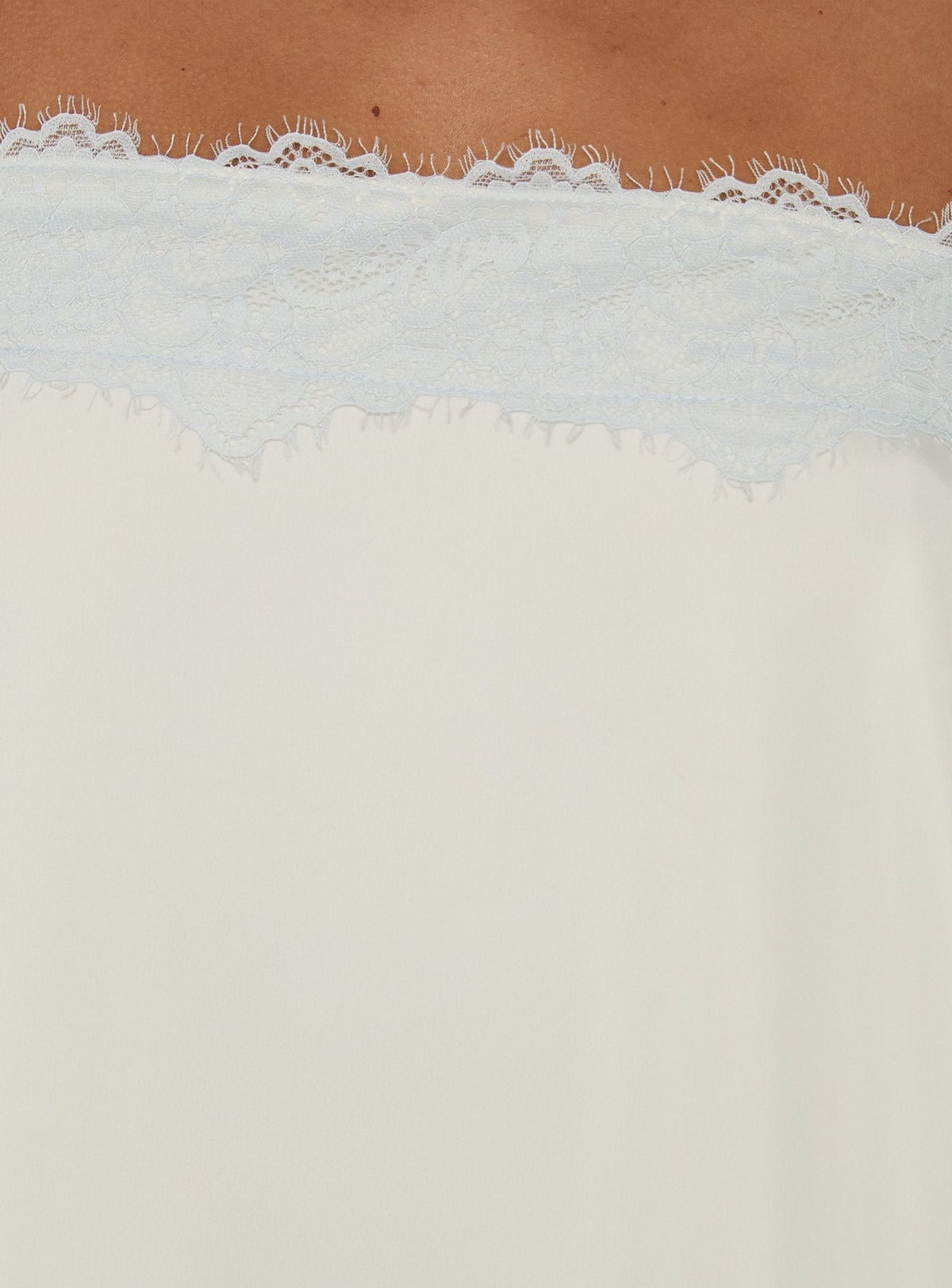 #NOVERA - Top Daesa Crema y Azul Largo de Encaje -