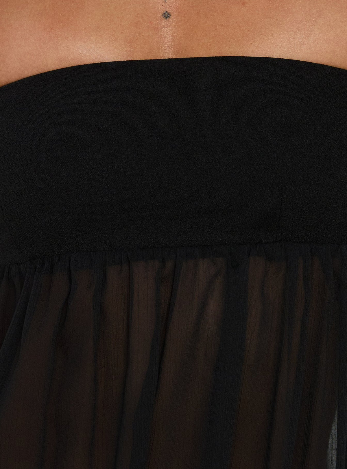 #NOVERA - Vestido Mini Aitana Negro Palabra de Honor Transparente -