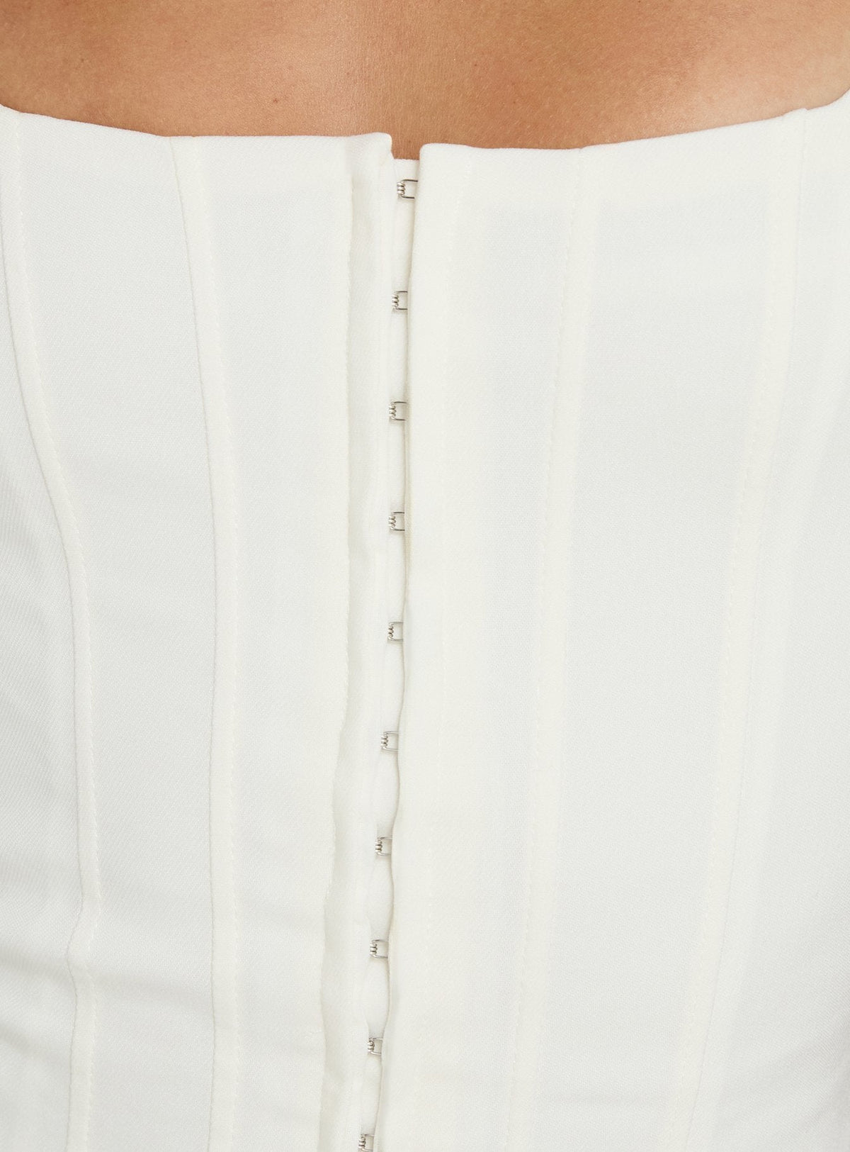 #NOVERA - Top Floreva Blanco Corsé -