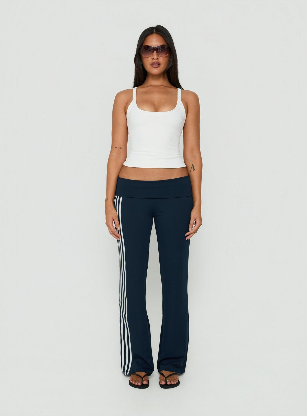 #NOVERA - Pantalón Zoe Azul Marino de Rayas de Pierna Recta -