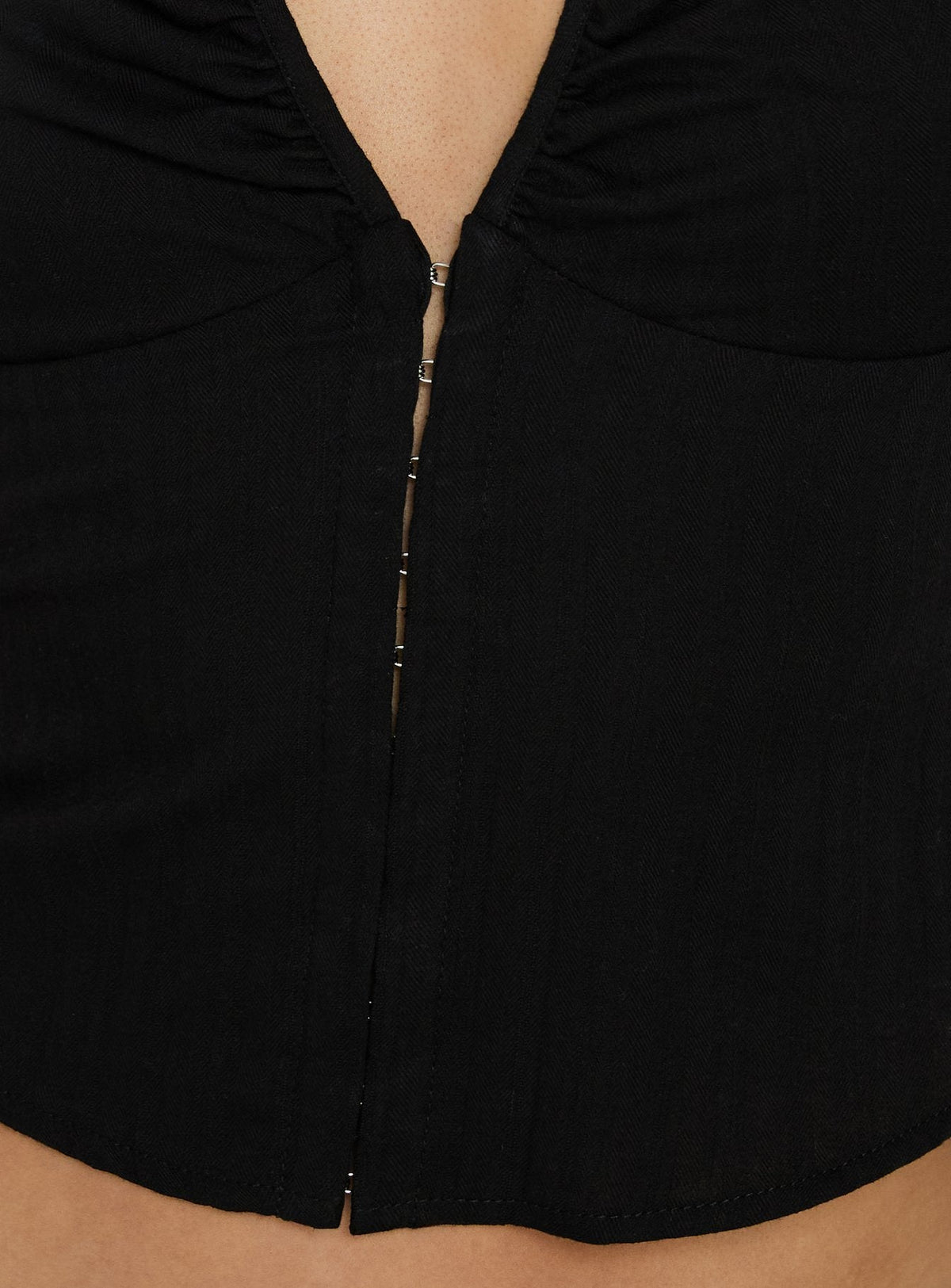 #NOVERA - Top Oceanna Negro Fruncido de Manga Corta -