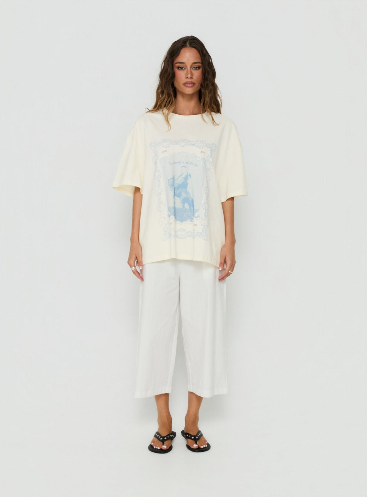 #NOVERA - Camiseta Violeta Crema Oversize Estampada -