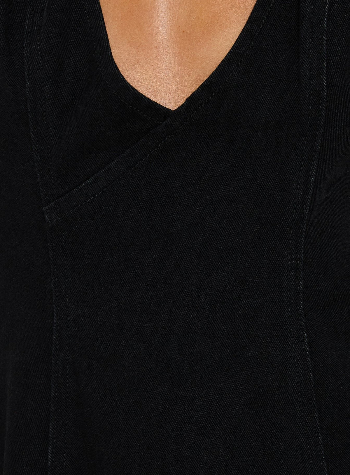 #NOVERA - Vestido Mini Noelia Negro Denim Denim Halter -