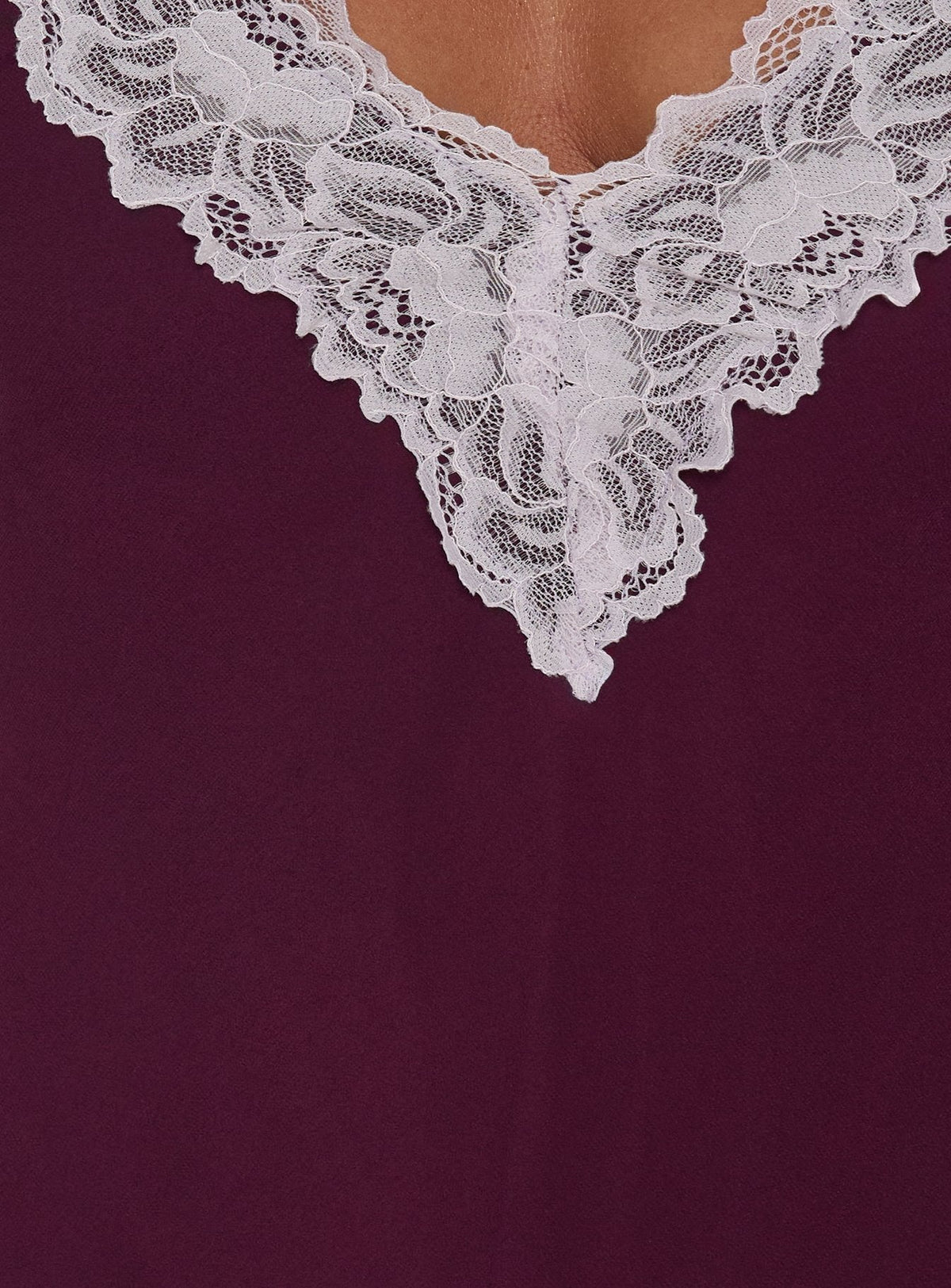 #NOVERA - Vestido Mini Macarena Frambuesa y Lila de Encaje -