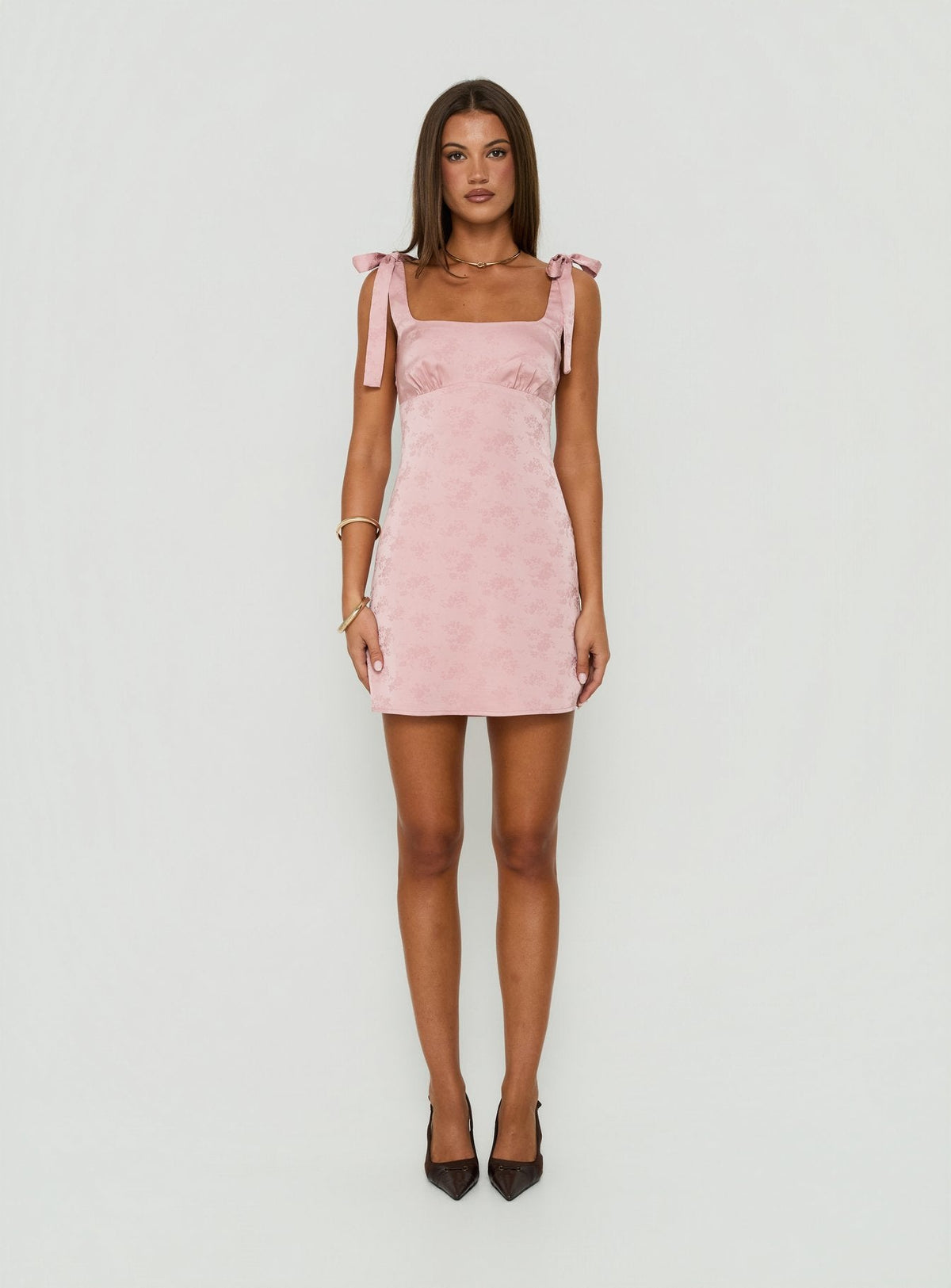 #NOVERA - Vestido Mini Ximena Rosa de Satén -