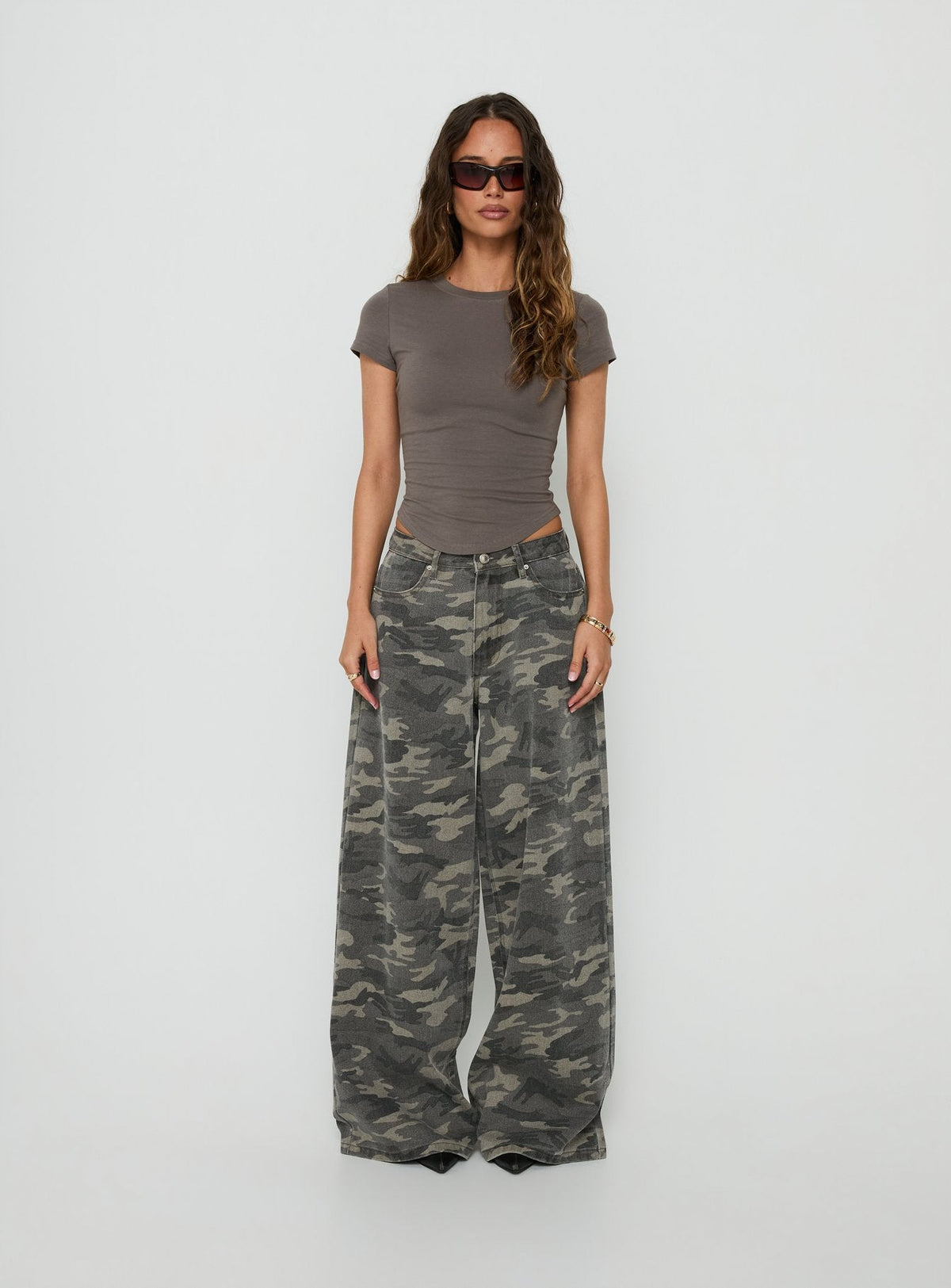 #NOVERA - Top Valentinna Gris de Manga Corta -