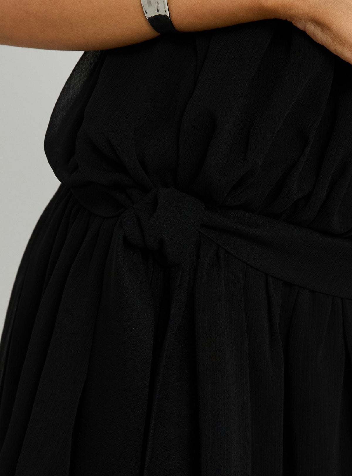 #NOVERA - Vestido Mini Leyre Negro Palabra de Honor -
