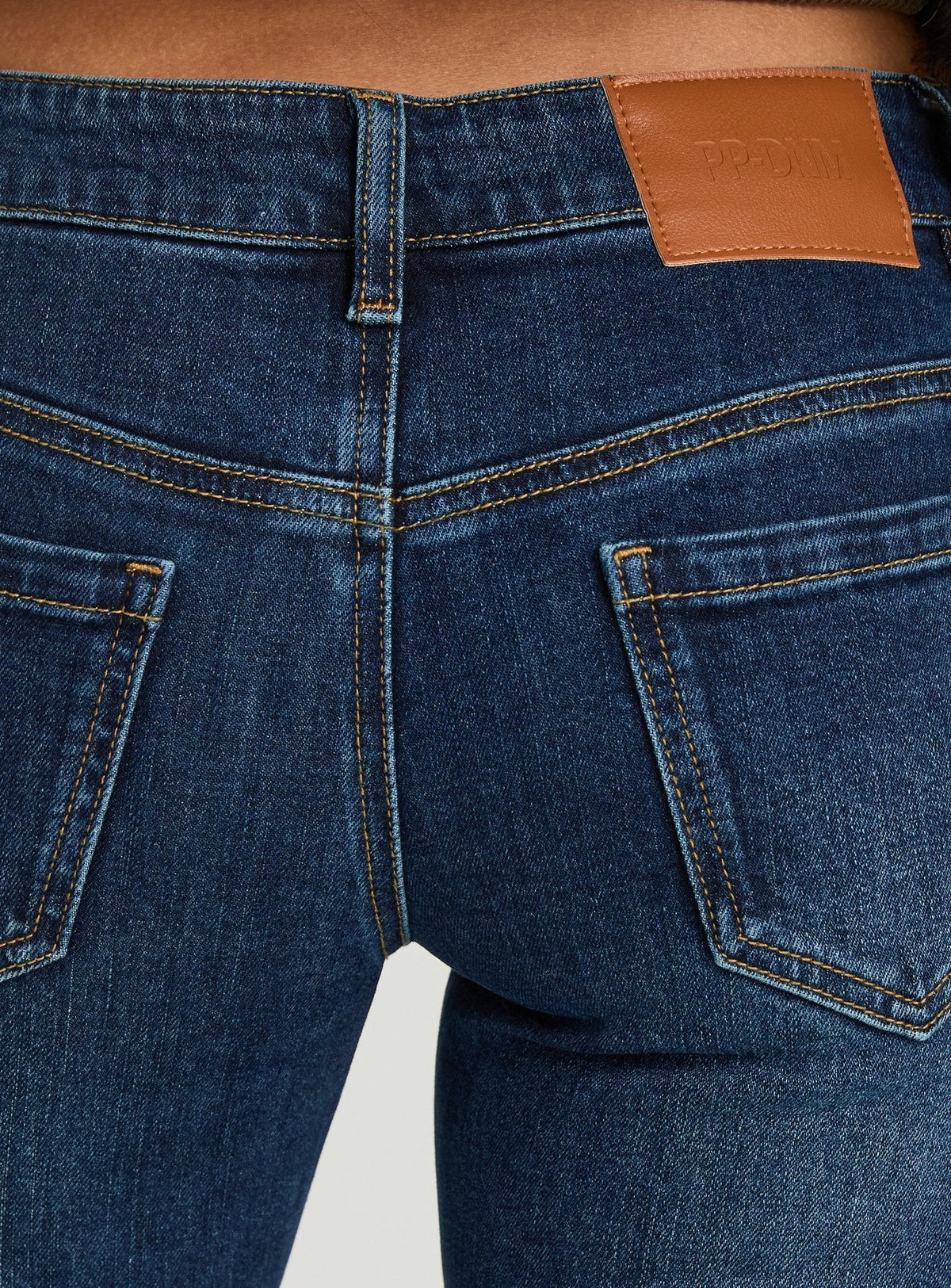 #NOVERA - Vaqueros Naketa Azul Medio Lavado de Tiro Bajo Bootcut -