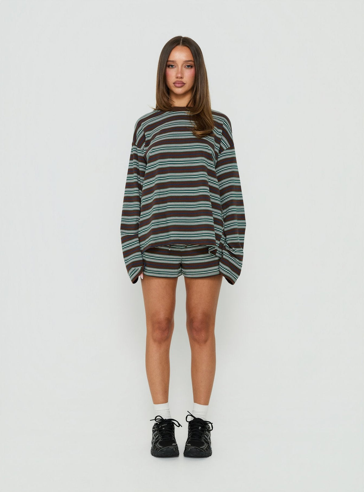 #NOVERA - Shorts Luna Marrón de Rayas -