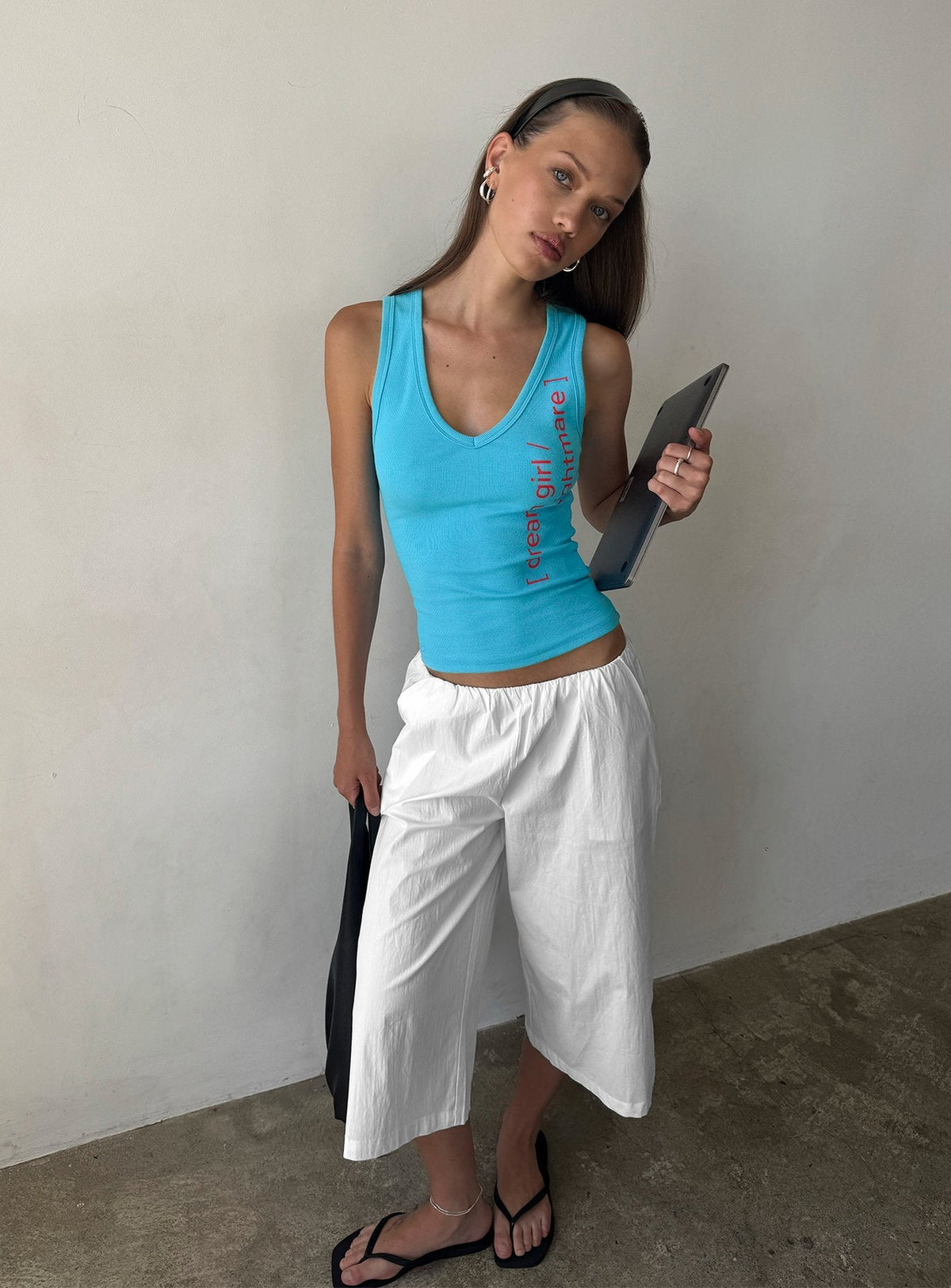 #NOVERA - Camiseta de Tirantes Dreamgirl Azul Estampada con Cuello en V -