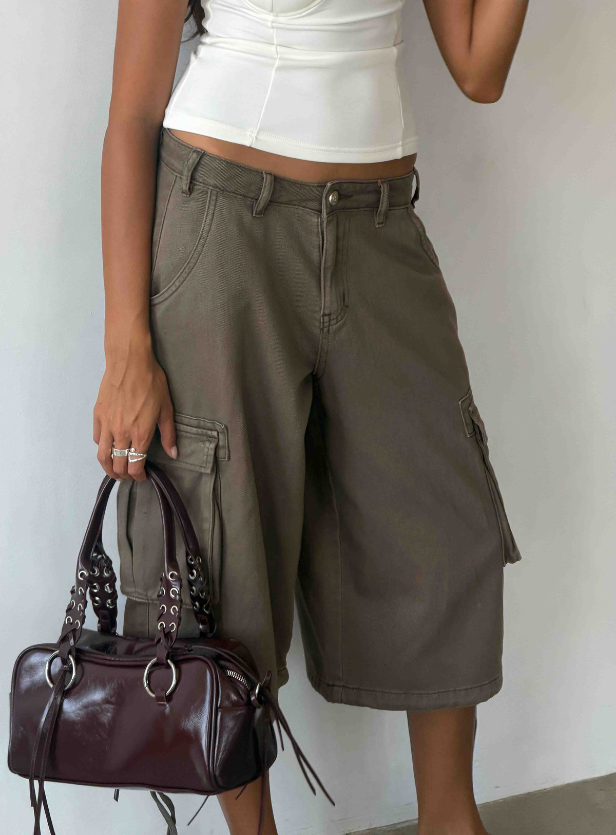 #NOVERA - Shorts Hudsen Caqui Largos Cargo -