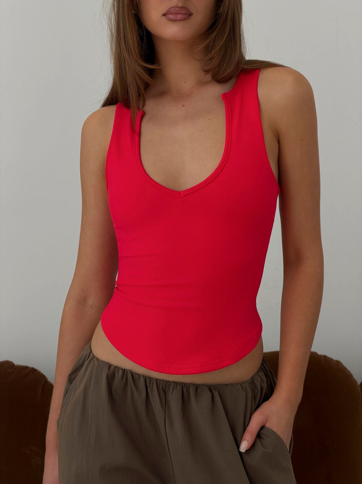 #NOVERA - Camiseta de Tirantes Define Roja de Escote Redondo -