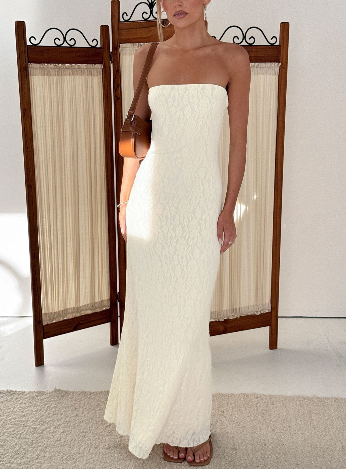 #NOVERA - Vestido Largo Annarosa Crema Palabra de Honor de Encaje -