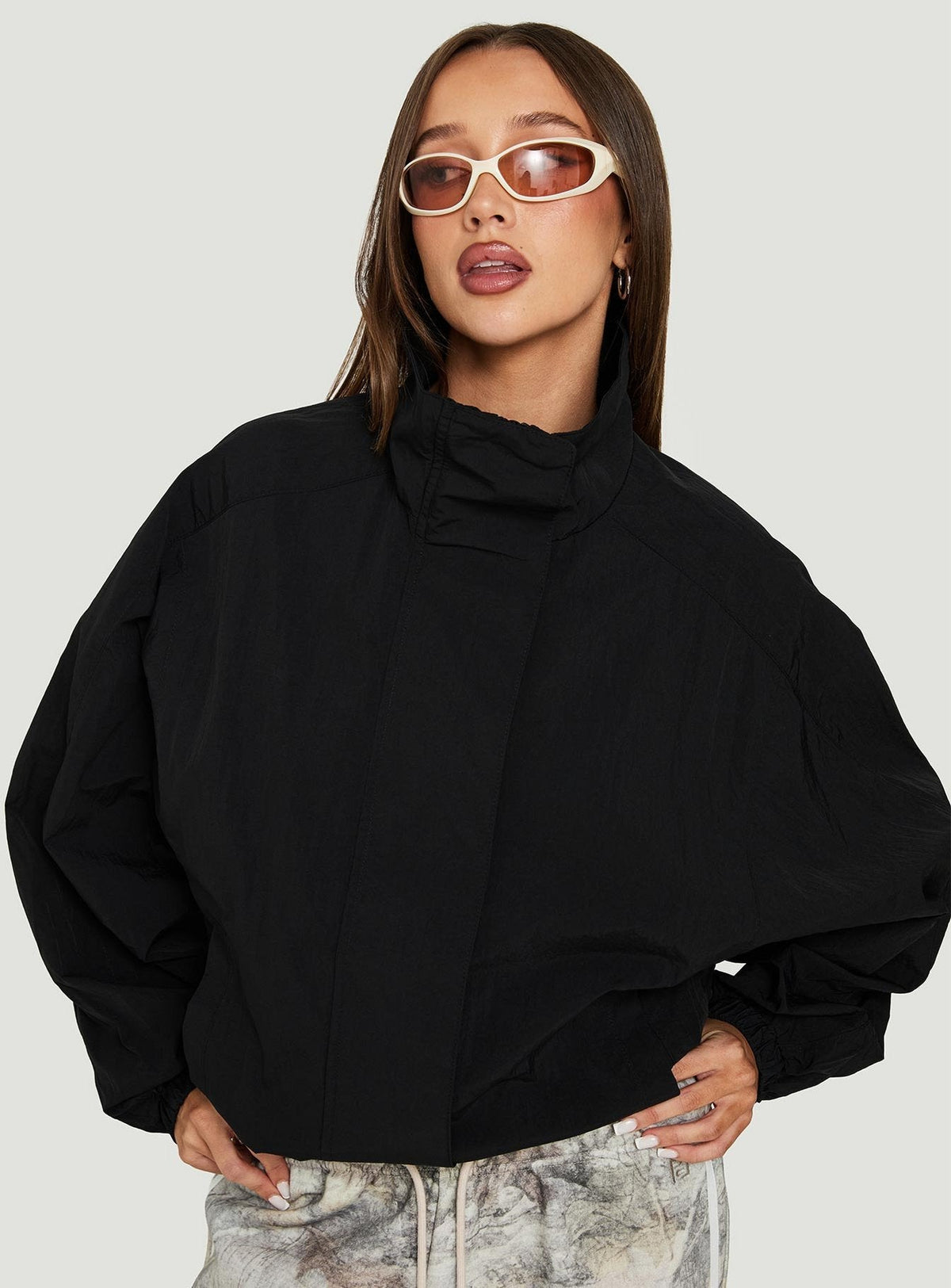 #NOVERA - Chaqueta Kallow Negra de Cuello Alto -