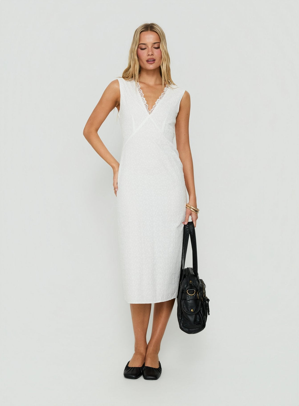 #NOVERA - Vestido Midi Eloisah Blanco sin Mangas -