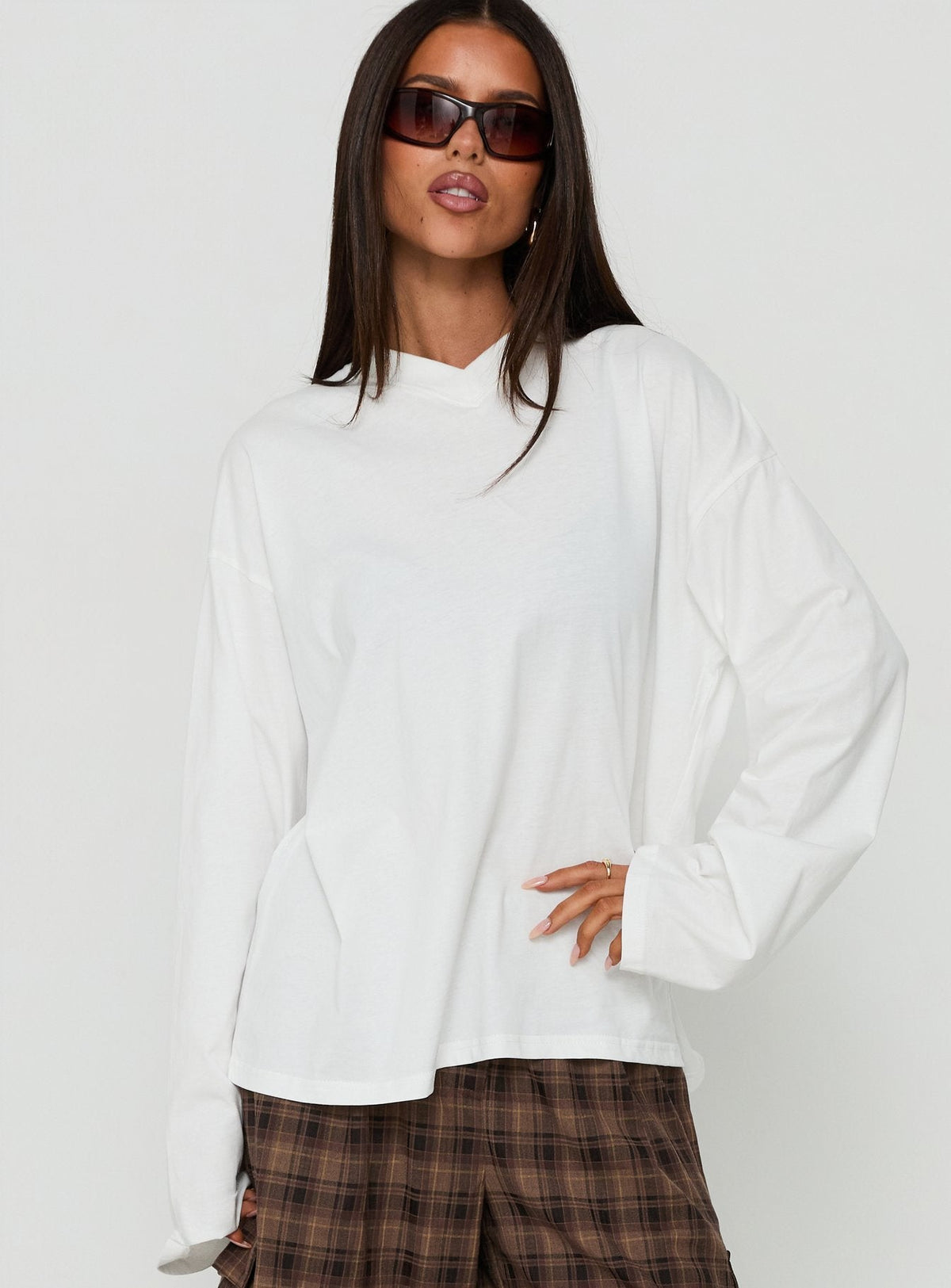 #NOVERA - Top Luna Blanco de Manga Larga con Cuello en V -