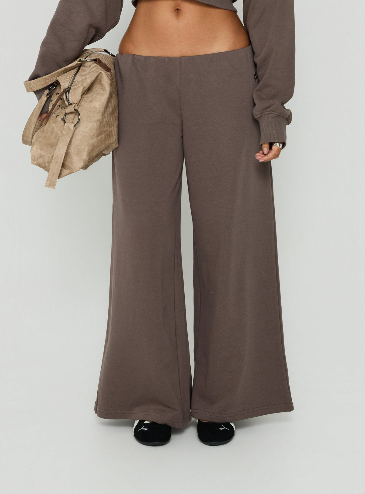 #NOVERA - Pantalón Kaeya Gris Polar de Pierna Ancha -
