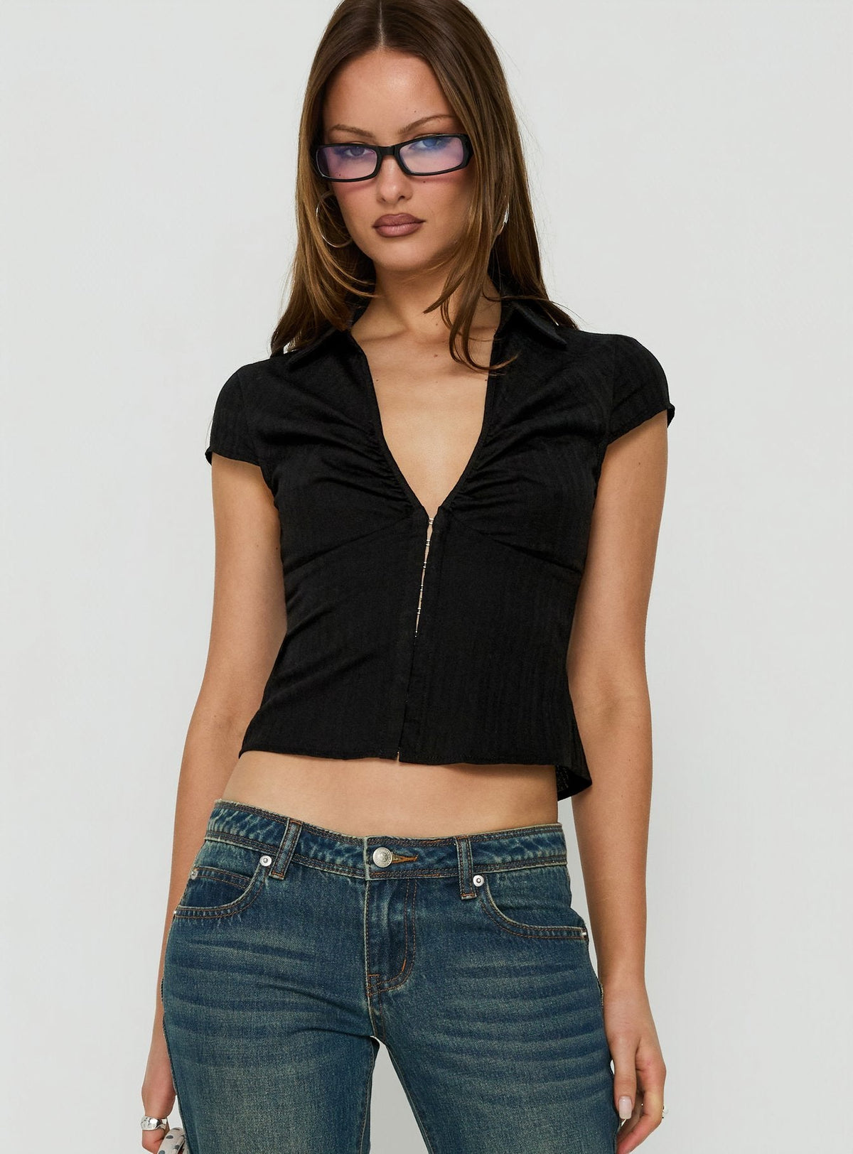 #NOVERA - Top Oceanna Negro Fruncido de Manga Corta -