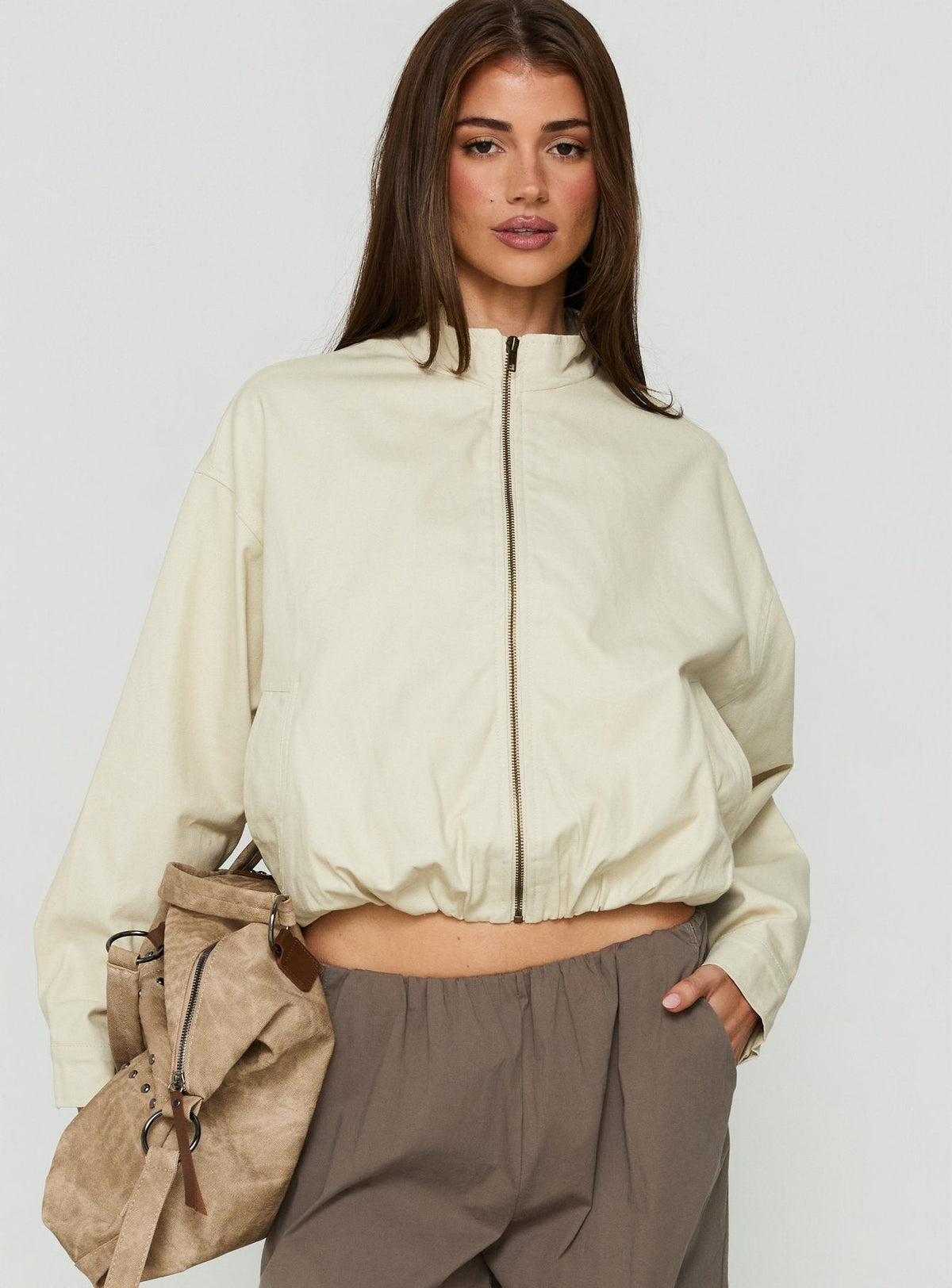 #NOVERA - Chaqueta Bomber Chayden Crema Crop -