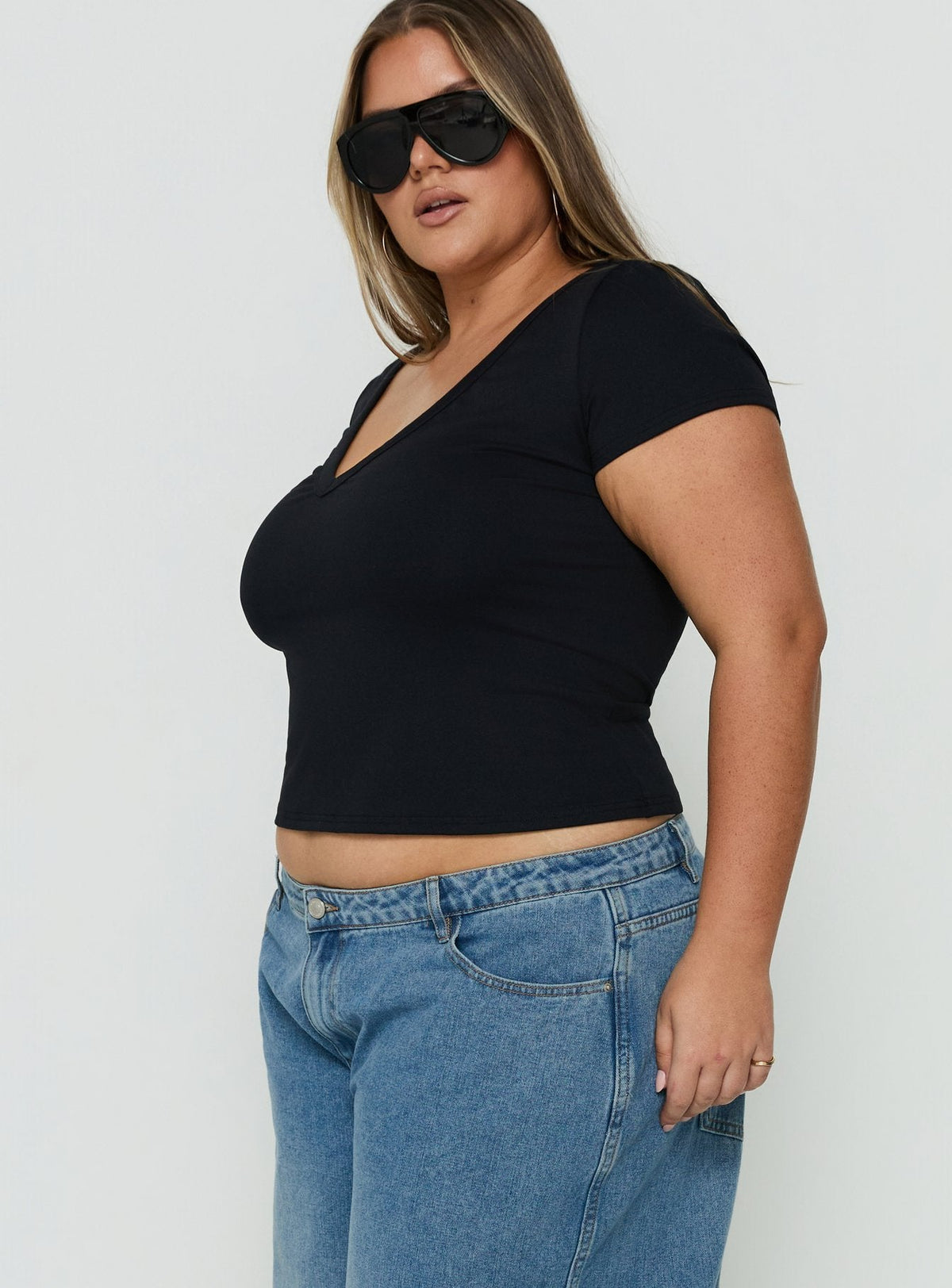 #NOVERA - Top Define Negro de Manga Corta Talla Grande -