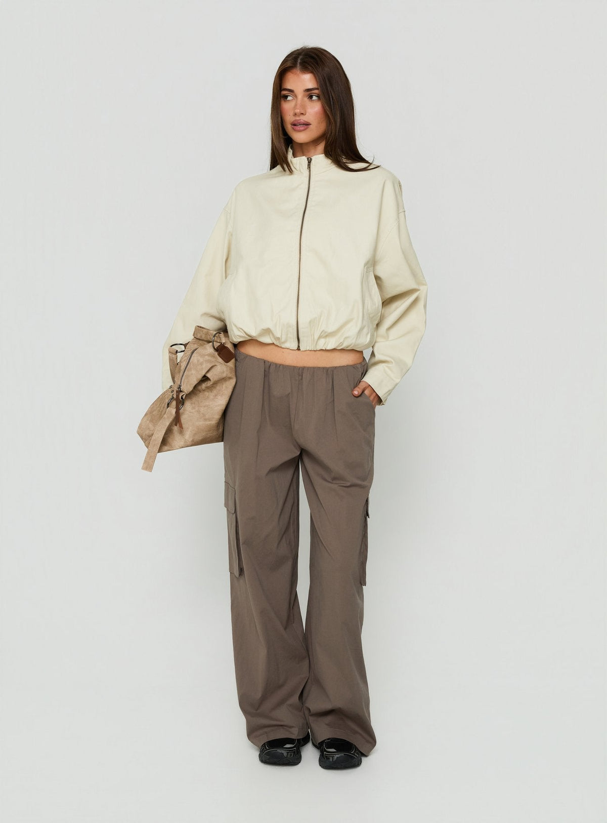#NOVERA - Chaqueta Bomber Chayden Crema Crop -