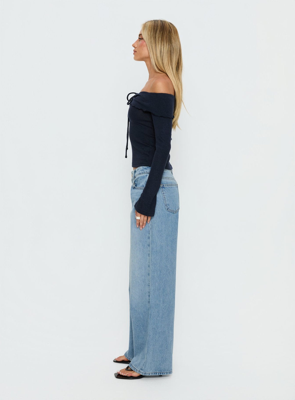 #NOVERA - Vaqueros Ellanor Azul Lavado Medio de Tiro Bajo Denim -