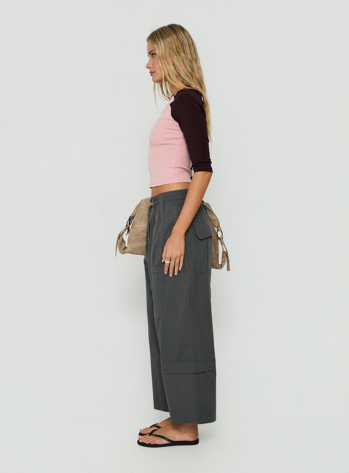 #NOVERA - Pantalón Margarita Gris Antracita Cargo -