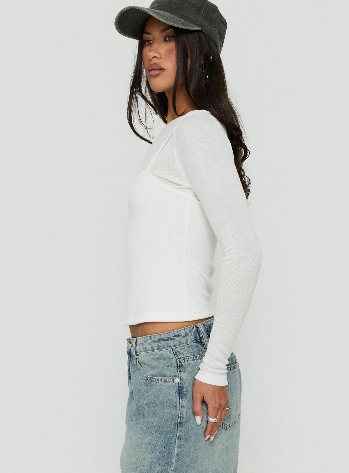 #NOVERA - Top Isibella Blanco de Capas de Manga Larga -