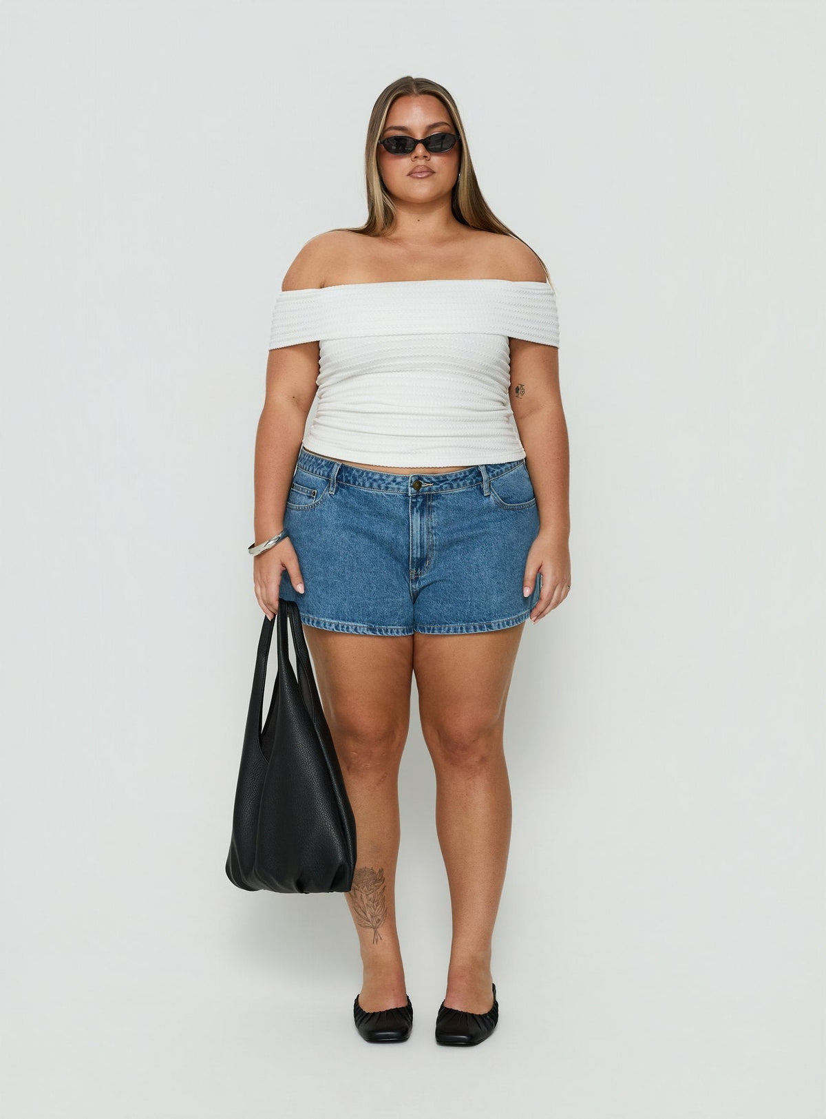 #NOVERA - Top Ausha Blanco de Rayas con Hombros Descubiertos Talla Grande -