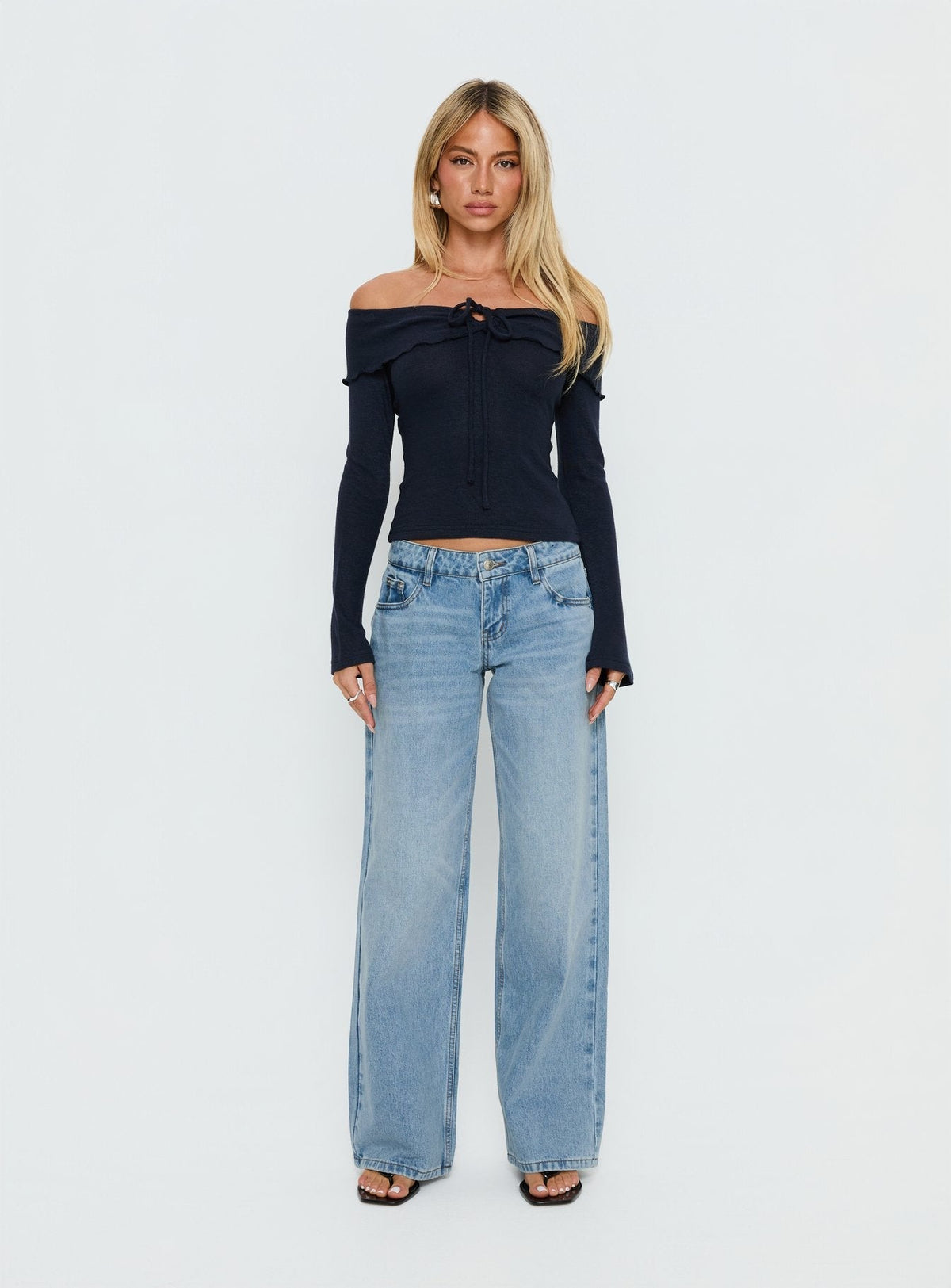 #NOVERA - Vaqueros Ellanor Azul Lavado Medio de Tiro Bajo Denim -