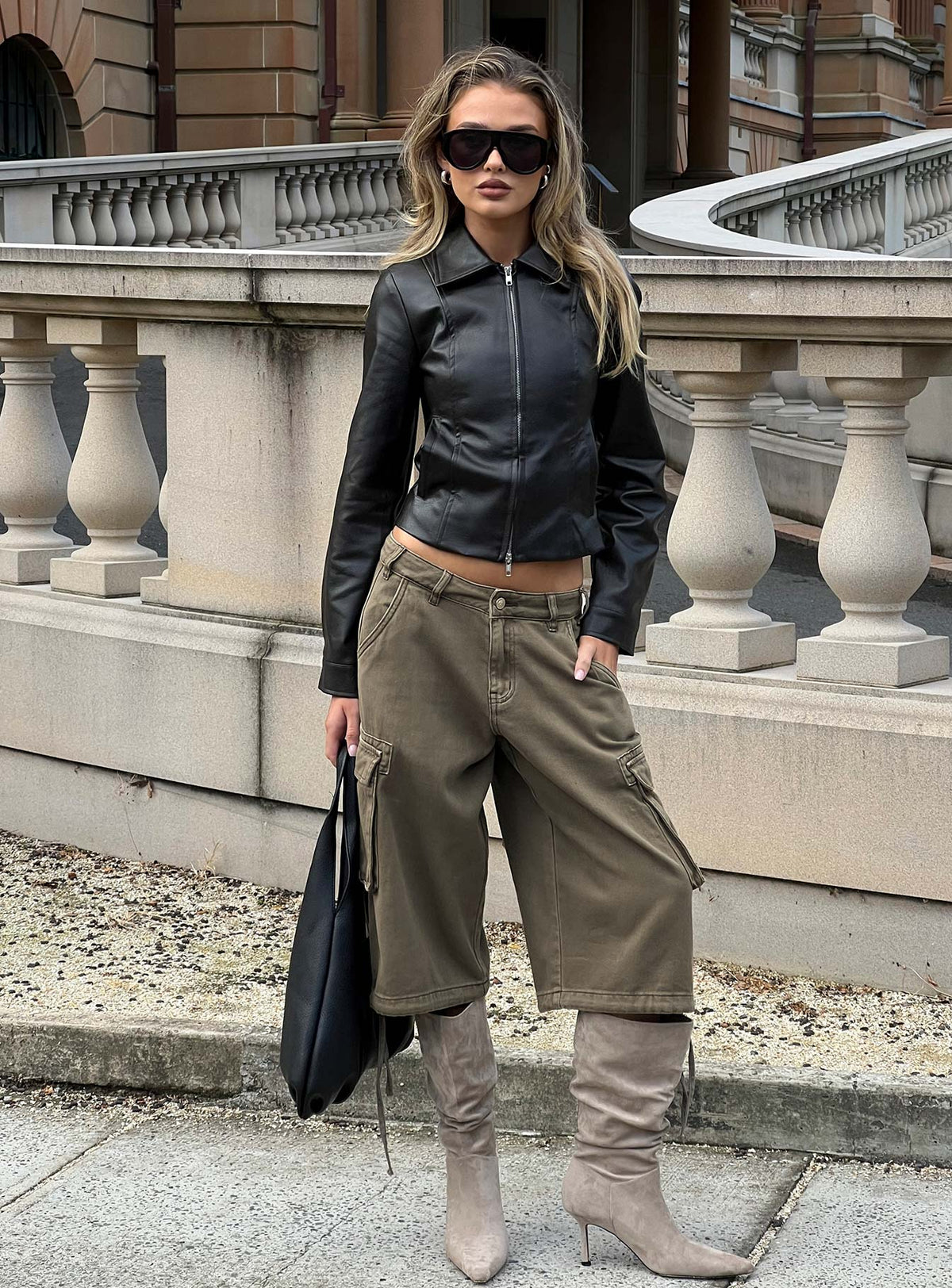 #NOVERA - Shorts Hudsen Caqui Largos Cargo -