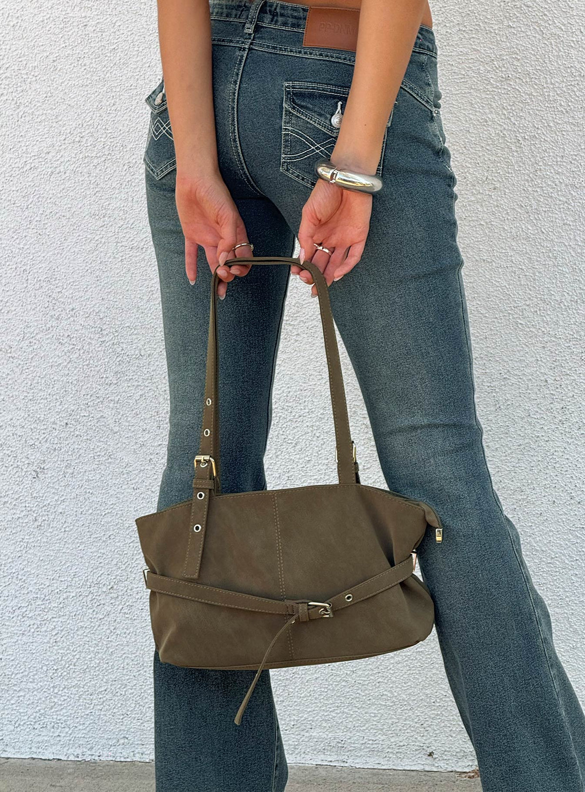 #NOVERA - Bolso de Hombro Cosimma Caqui de Ante Sintético -